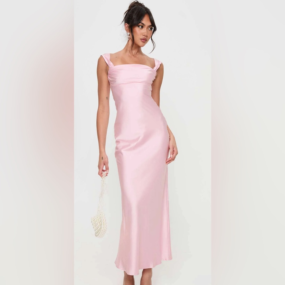 Princess Polly Pink Maxi Dress - wearing size 4 in photo, but selling my size 6